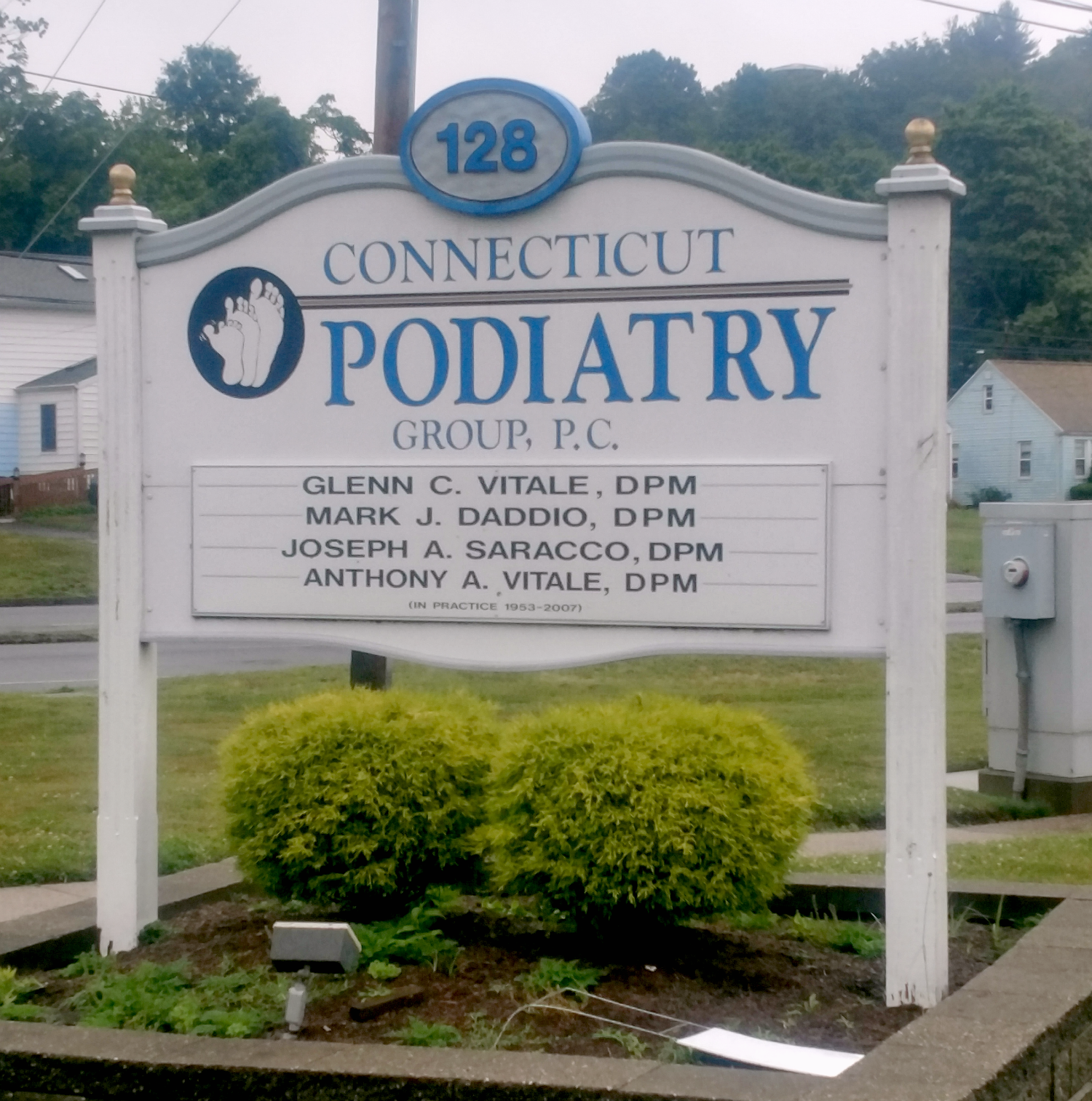 Connecticut Podiatry Group upgrades 3 offices with Acuity DR